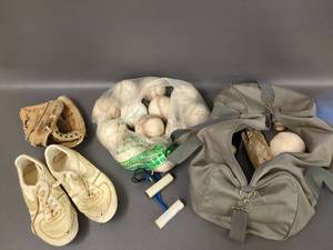 lot 46A image: Softball Gear Set - used