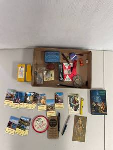 lot 57 image: Vintage Ephemera & Collectibles Lot
