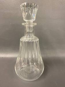 lot 65A image: Baccarat Crystal Decanter