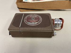 lot 67 image: Vintage Bell & Howell Filmo Camera Lot