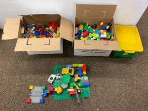 lot 77A image: LEGO Duplo Bulk Lot 20 lbs Assorted