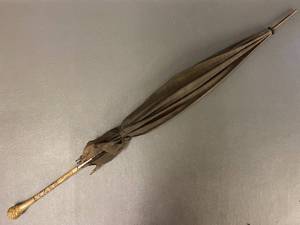 lot 86A image: Antique NRW Parasol with Ornate Gold  Abalone Handle