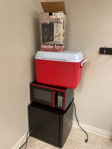 lot 94 image: Multi-Item Appliance Set