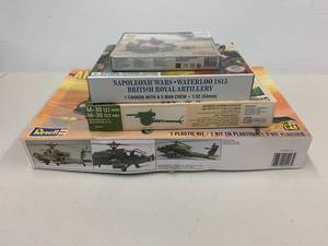 lot 100A image: War Model Kits