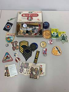 lot 103A image: Vintage Military Patches & Badge Lot