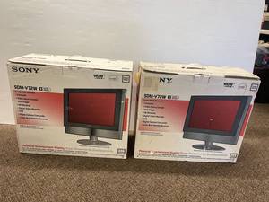 lot 126 image: Sony SDM-V72W Display Monitors