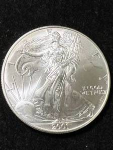 2001 AMERICAN SILVER EAGLE 1 TROY OZ .999 FINE SILVER