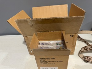 lot 76 image: Sugar Sheets Border Cutting Inserts - Single Border Die Grass (4 Boxes3 per Box)