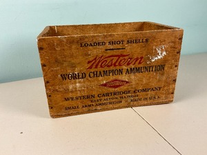 lot 131 image: Antique Western Cartridge Ammunition Wood Box
