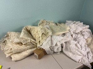 lot 135 image: Lace Curtains with Curtain Rod new in box