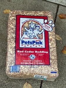 lot 153 image: Red Cedar Bedding for Pets