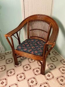 lot 204 image: Rattan Bamboo Chair