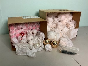 lot 220 image: Two Boxes of several Christmas Tree Ornaments
