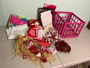 lot 221 image: Misc. Valentine Decor Items with Pink Bin