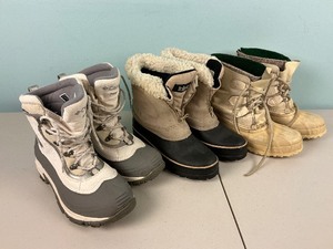 lot 259 image: Winter Boat Lot Size 7 1-2