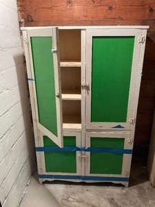 lot 269 image: Antique Wood Cabinet