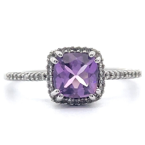 Cushion Amethyst & Pav�Diamond Ring in White Gold VIDEO