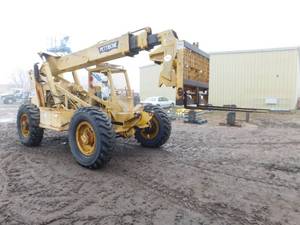lot 2 image: Pettibone B66B 4WD Telehandler