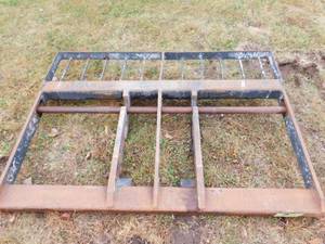 lot 29 image: Telehandler Carriage