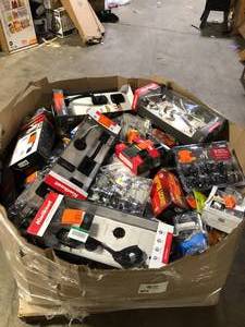 Gaylord of Assorted Door Handles and Knobs Various Models and Conditions Customer Returns See Pictures