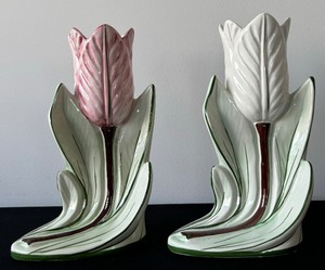 lot 52 image: Lovely Pair of Hand Painted Pink and White Tulip Vases