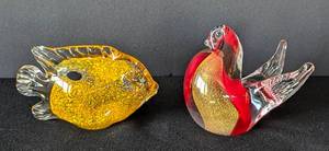 lot 104 image: Art Glass Fish and Bird Figurines
