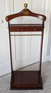 lot 39 image: Bombay Co. Wood Valet Stand