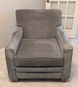 lot 16 image: Grey Upholstered Armchair by Sherrill Furniture
