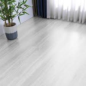 Lot of VEVOR 12 MIL Wood Look 64 Peel and Stick Light Gray Wood Grain Vinyl Tiles 390 x 23.6 in. DIY Easy Install Waterproof Flooring   Customer Returns See Pictures