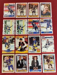 lot 16 image: (16) Brett Hull Cards