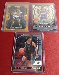 lot 35 image: (3) Jaden McDaniels Rookie Cards - Nice Cracked Ice