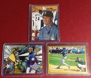 lot 161 image: (3) Ken Griffey Jr Cards