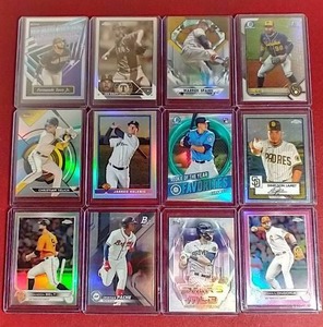 lot 167 image: (12) Baseball Cards - Refractors & Foils