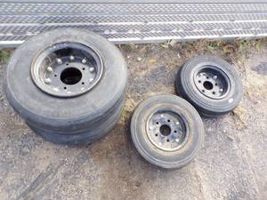 lot 14 image: 2 Pair of Solid Rubber Tires