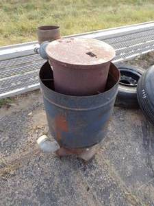 lot 17 image: Fish House Heater