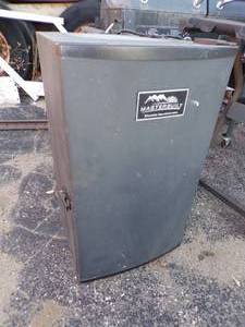 lot 28 image: Electric Smoker