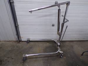 lot 34 image: Hoyer Lift