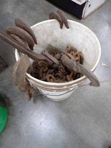 lot 49 image: Large Log Chain Hooks and Chain