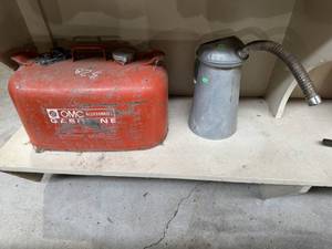 lot 80 image: Marine Gas Tank and Oil Can