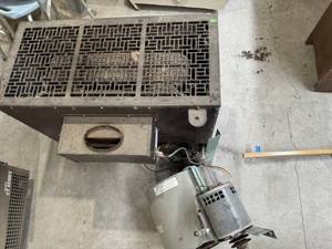 lot 83 image: Vintage Heater with Furnace Fan