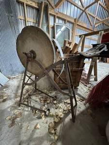 lot 94 image: Vintage grinding Wheel