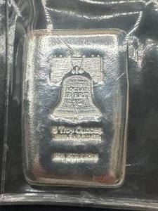 lot 63 image: 5oz .999 Silver Bar