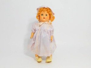 lot 6 image: Early 1900s Antique Composition Doll17 Tall