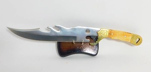 lot 24 image: Golden Rhino Chipaway Cutlery Knife
