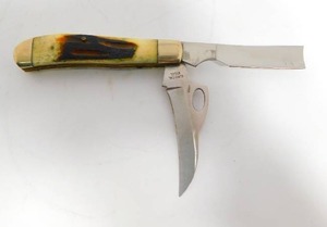 lot 50 image: Frost Cutlery From Japan Fold Up Pocket Knife