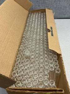 240 - Pyrex Glass Screw Disposable Tubes, 16 x 100mm
