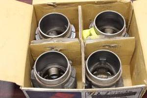 Set of 4 Porsche MAHLE Cylinder Heads with Accessories