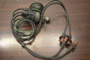 Used Distributor with Ignition Wires for Automotive Applications