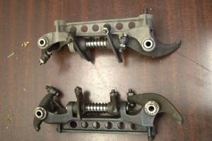 Set of 2 Adjustable Rocker Arms for Engine Performance