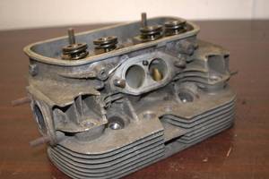 Used Cylinder Head with Valves, Compatible with Various Engine Models